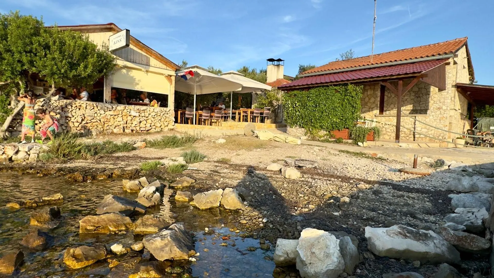 بيت للعطل فيلا Robinson Stone House Kraj  كرواتيا