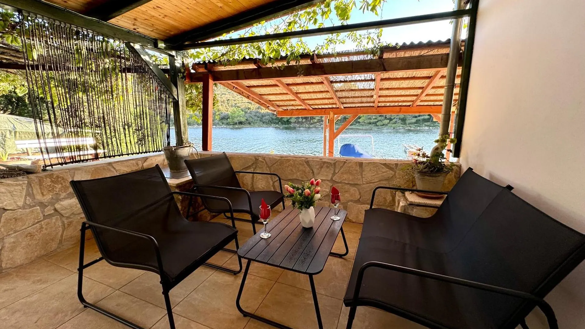 فيلا Robinson Stone House Kraj  كرواتيا