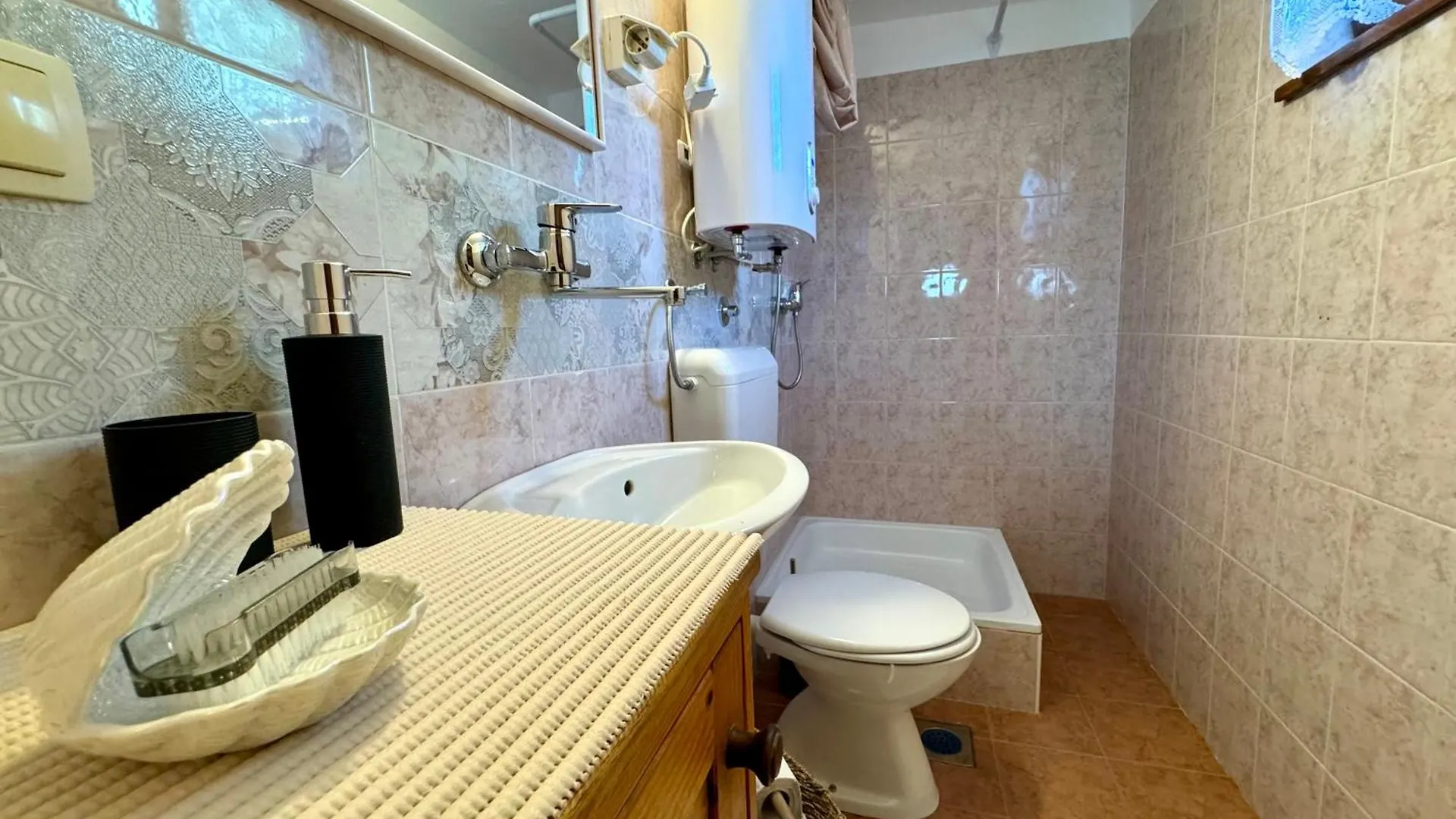 فيلا Robinson Stone House Kraj  0*, Kraj (Zadar)